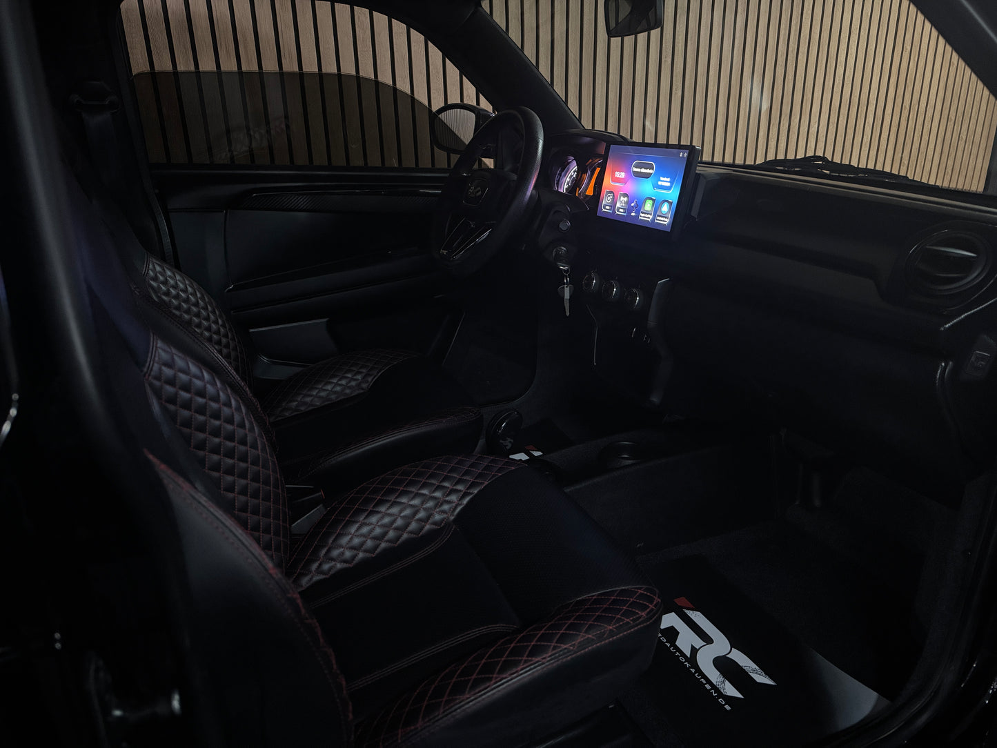 Ligier JS50 Ultimate Sport Facelift | Black On Black | Servolenkung | 8 PS leiser DCI Motor | 45 km/h | Rückfahrkamera | Innerhalb 250 KM Kostenlose Lieferung | Mopedauto | Leichtmobile