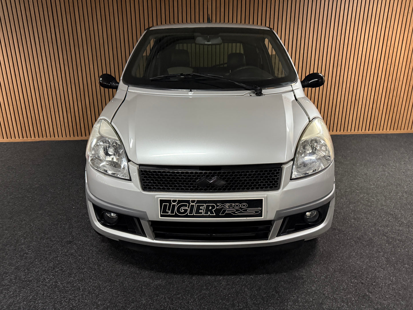 Ligier X-Too RS Sport | DCI Leiser Motor | 45 km/h | Innerhalb 250 KM Kostenlose Lieferung | Mopedauto | Leichtmobile | Aixam | Microcar | Ligier