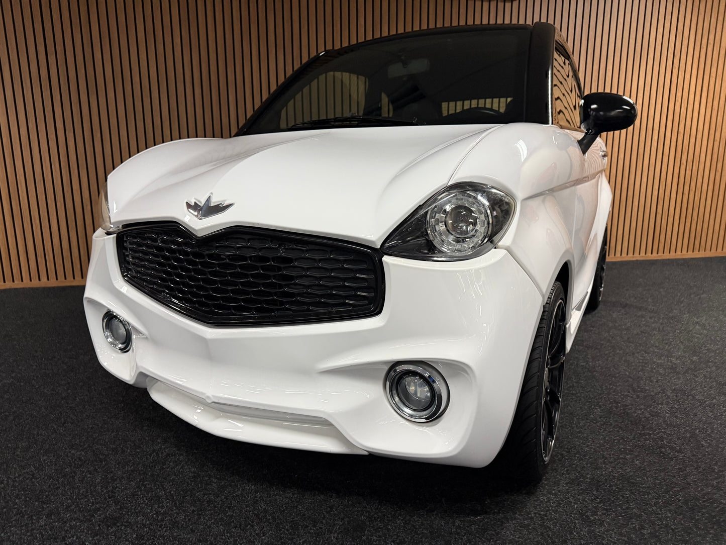 Chatenet CH40 Sport | 8 PS leiser DCI Motor | | Rückfahrkamera | 45 km/h | Innerhalb 250 KM Kostenlose Lieferung | Mopedauto | Leichtmobile