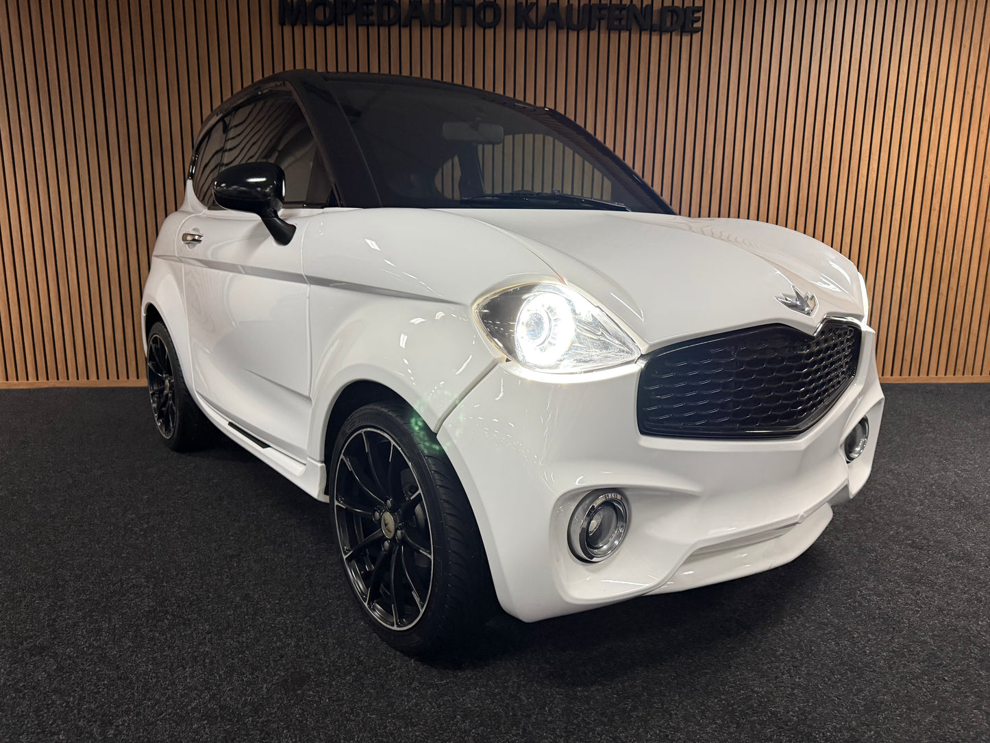 Chatenet CH40 Sport | 8 PS leiser DCI Motor | | Rückfahrkamera | 45 km/h | Innerhalb 250 KM Kostenlose Lieferung | Mopedauto | Leichtmobile