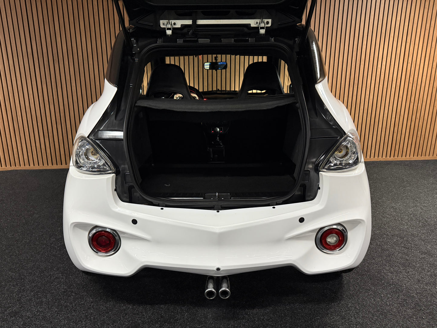 Chatenet CH40 Sport | 8 PS leiser DCI Motor | | Rückfahrkamera | 45 km/h | Innerhalb 250 KM Kostenlose Lieferung | Mopedauto | Leichtmobile