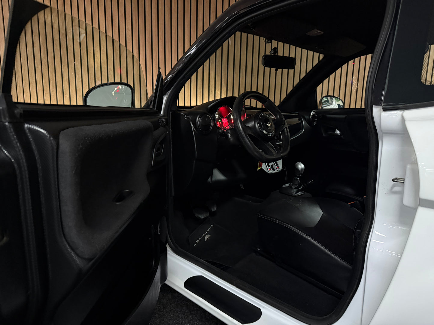 Chatenet CH40 Sport | 8 PS leiser DCI Motor | | Rückfahrkamera | 45 km/h | Innerhalb 250 KM Kostenlose Lieferung | Mopedauto | Leichtmobile