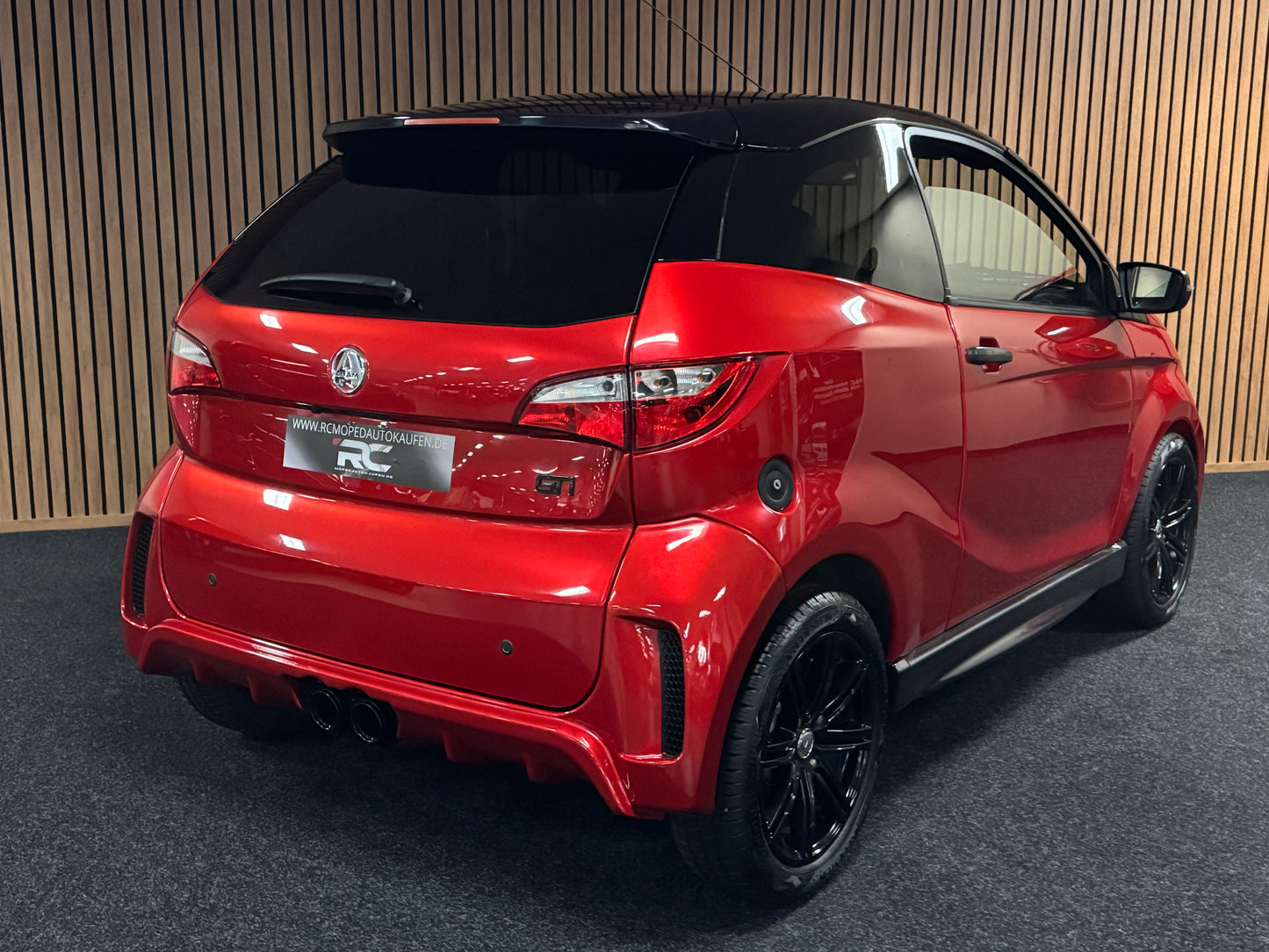 Aixam GTI Sport Rot 7000 KM ! | 8 PS Kubota Motor | 45 km/h | Innerhalb 250 KM Kostenlose Lieferung | Mopedauto | Leichtmobile