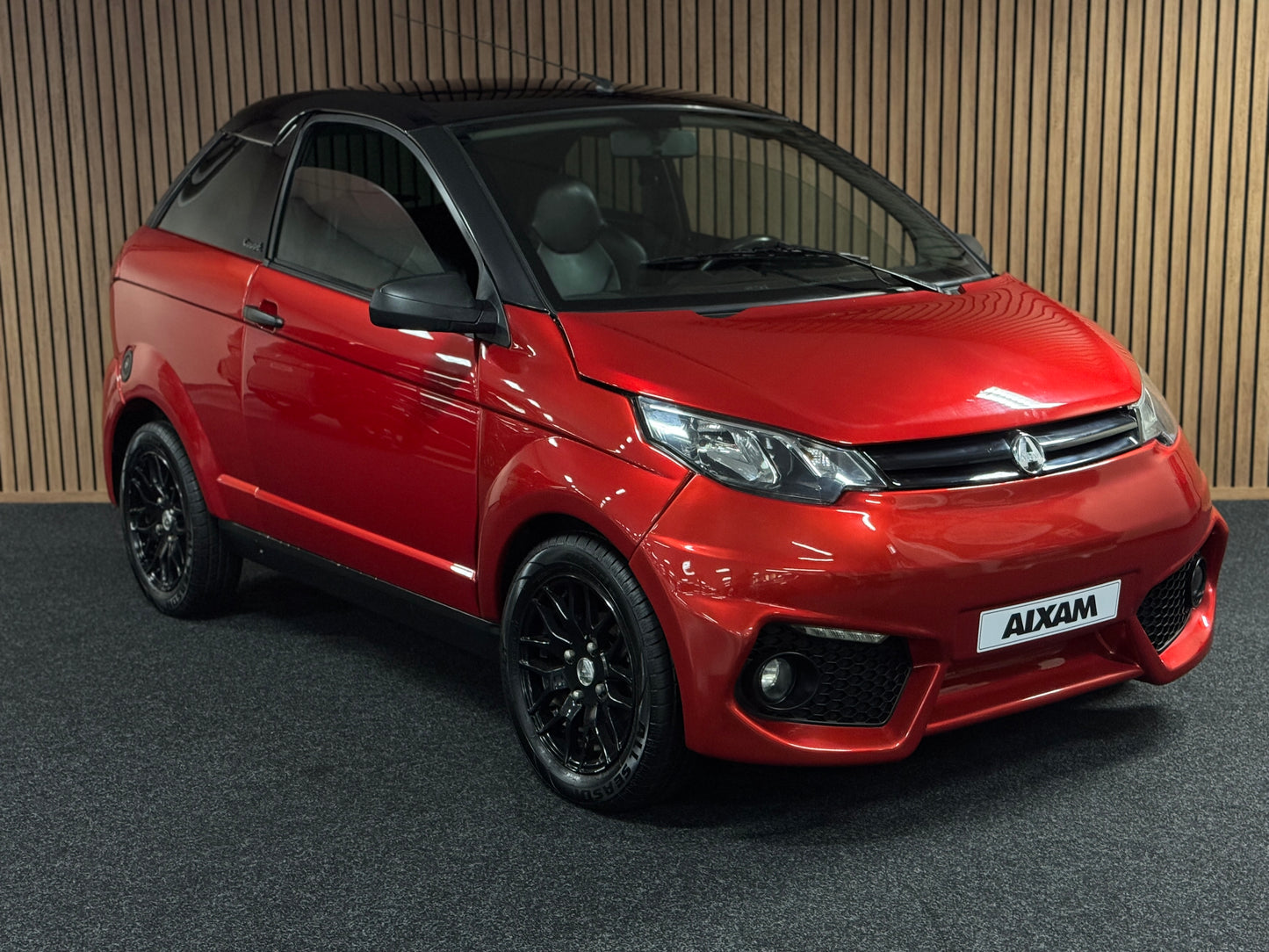 Aixam GTI Sport | 5 PS Kubota Motor | 45 km/h | Innerhalb 250 KM Kostenlose Lieferung | Mopedauto | Leichtmobile