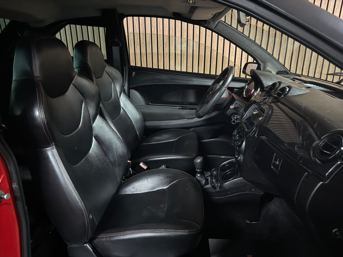 Aixam GTI Sport | 5 PS Kubota Motor | 45 km/h | Innerhalb 250 KM Kostenlose Lieferung | Mopedauto | Leichtmobile