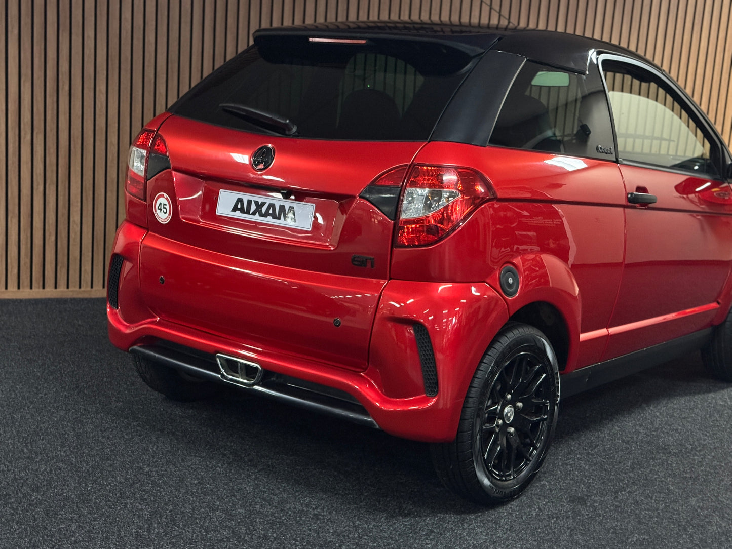 Aixam GTI Sport | 5 PS Kubota Motor | 45 km/h | Innerhalb 250 KM Kostenlose Lieferung | Mopedauto | Leichtmobile