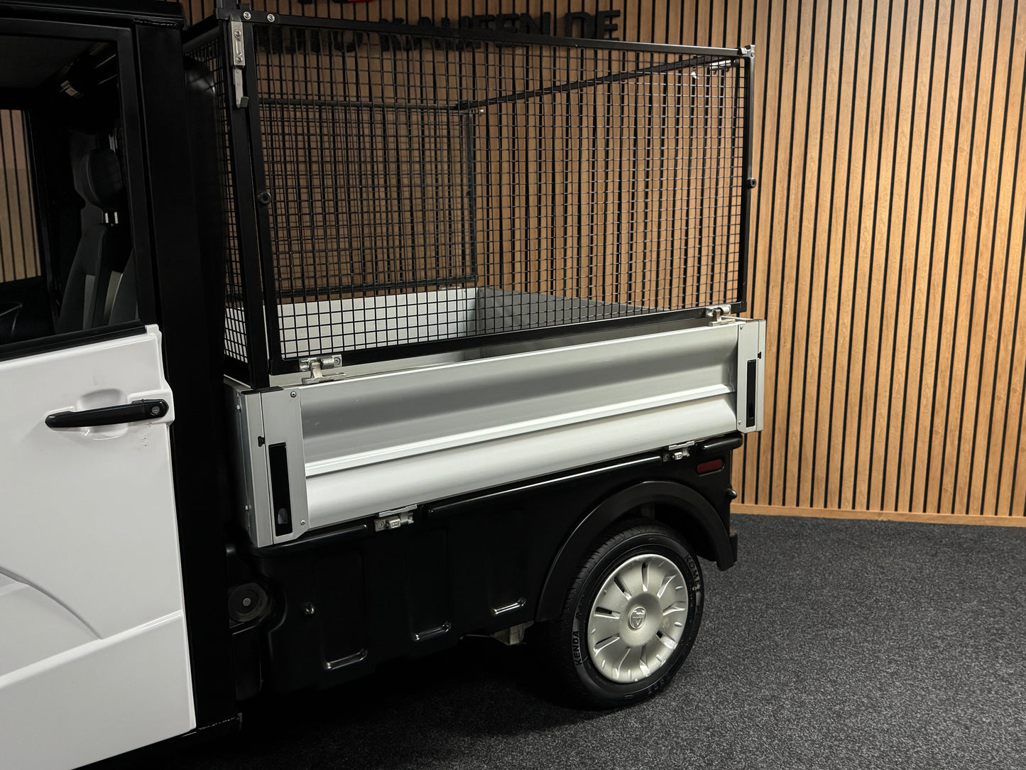 Aixam D-Truck mit offener Ladefläche 45 km/h | Innerhalb 250 KM Kostenlose Lieferung | Mopedauto | Leichtmobile | Aixam | Microcar | Ligier