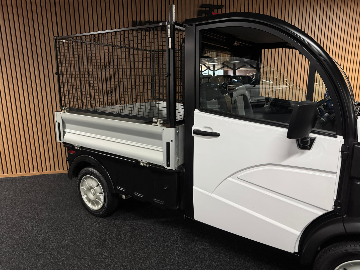 Aixam D-Truck mit offener Ladefläche 45 km/h | Innerhalb 250 KM Kostenlose Lieferung | Mopedauto | Leichtmobile | Aixam | Microcar | Ligier