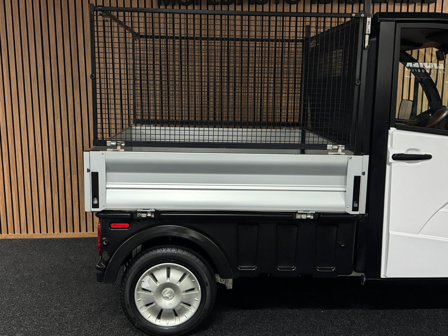 Aixam D-Truck mit offener Ladefläche 45 km/h | Innerhalb 250 KM Kostenlose Lieferung | Mopedauto | Leichtmobile | Aixam | Microcar | Ligier