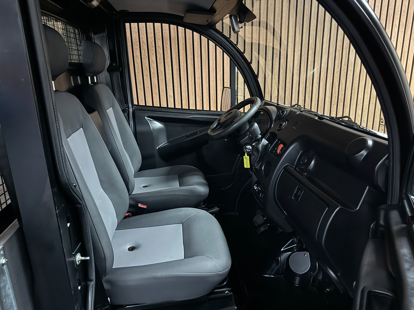 Aixam D-Truck mit offener Ladefläche 45 km/h | Innerhalb 250 KM Kostenlose Lieferung | Mopedauto | Leichtmobile | Aixam | Microcar | Ligier