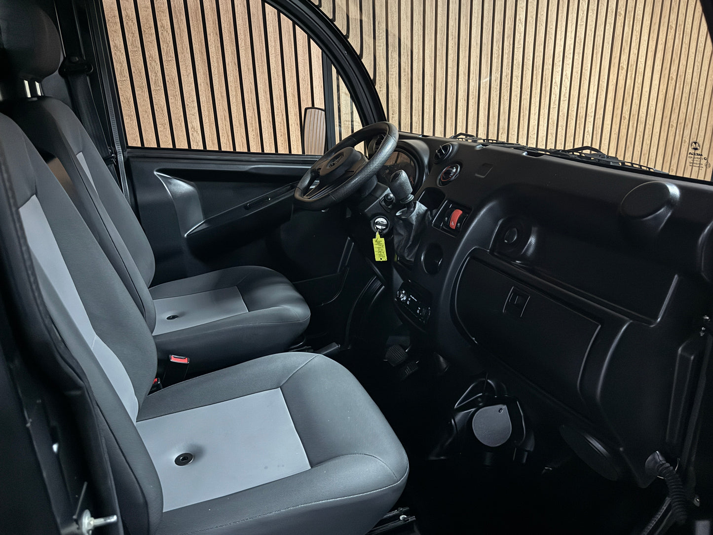 Aixam D-Truck mit offener Ladefläche 45 km/h | Innerhalb 250 KM Kostenlose Lieferung | Mopedauto | Leichtmobile | Aixam | Microcar | Ligier