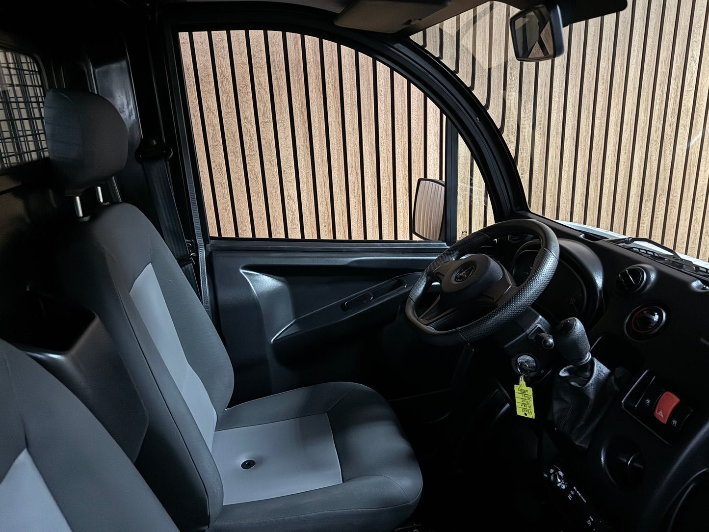 Aixam D-Truck mit offener Ladefläche 45 km/h | Innerhalb 250 KM Kostenlose Lieferung | Mopedauto | Leichtmobile | Aixam | Microcar | Ligier