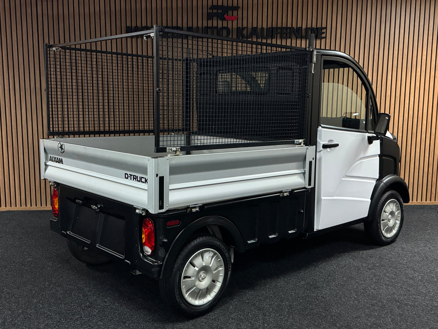 Aixam D-Truck mit offener Ladefläche 45 km/h | Innerhalb 250 KM Kostenlose Lieferung | Mopedauto | Leichtmobile | Aixam | Microcar | Ligier