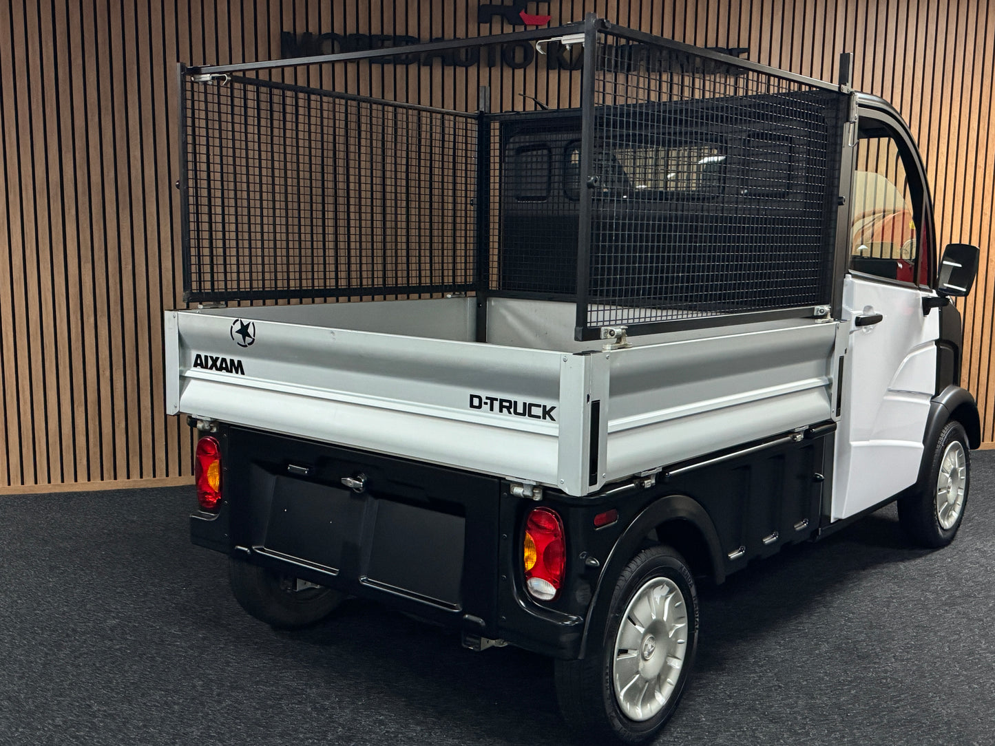 Aixam D-Truck mit offener Ladefläche 45 km/h | Innerhalb 250 KM Kostenlose Lieferung | Mopedauto | Leichtmobile | Aixam | Microcar | Ligier