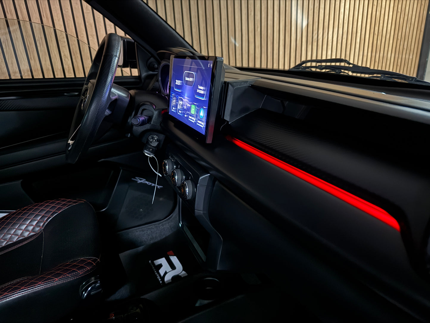 Ligier JS50 Ultimate Sport Facelift | Nardo Grey | Servolenkung | Ambi-Light 8 PS leiser DCI Motor | 45 km/h | Rückfahrkamera | Innerhalb 250 KM Kostenlose Lieferung | Mopedauto | Leichtmobile