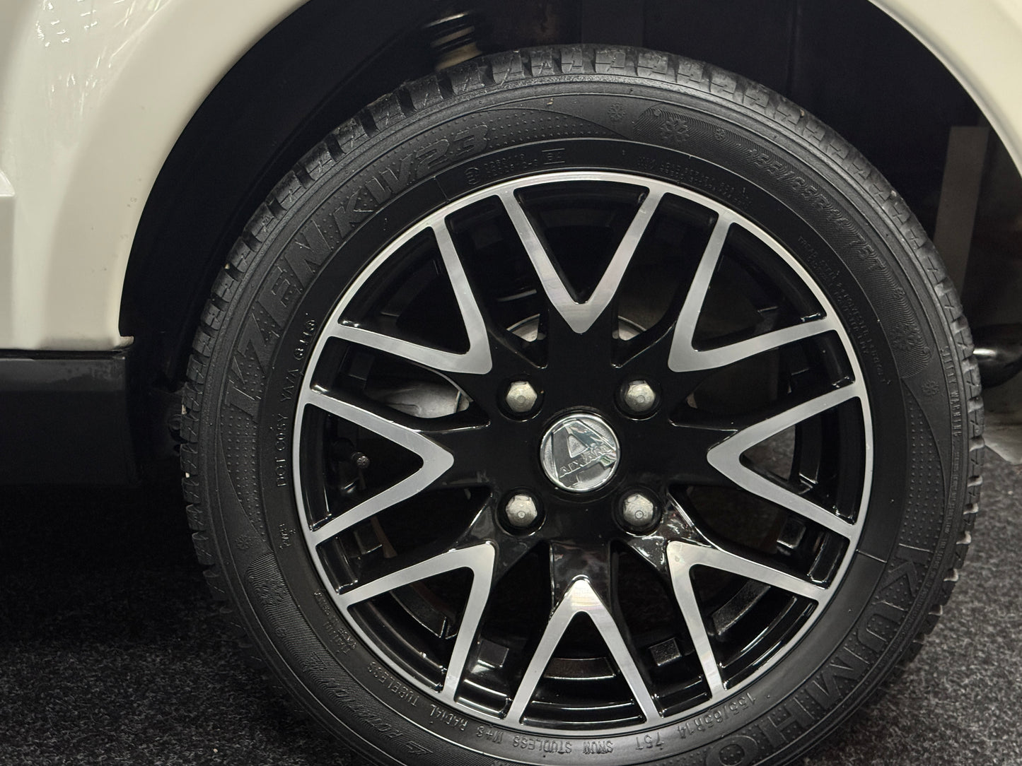 Aixam Coupé Sport | Kubota Motor | 45 km/h | Innerhalb 250 KM Kostenlose Lieferung | Mopedauto | Leichtmobile