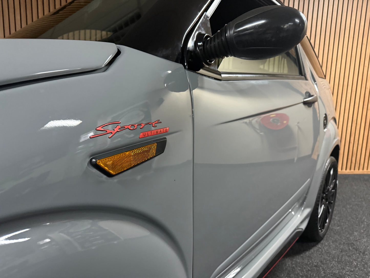 Ligier JS50 Ultimate Sport Nardo Grau | Servolenkung | 8 PS leiser DCI Motor | 45 km/h | Rückfahrkamera | Innerhalb 250 KM Kostenlose Lieferung | Mopedauto | Leichtmobile