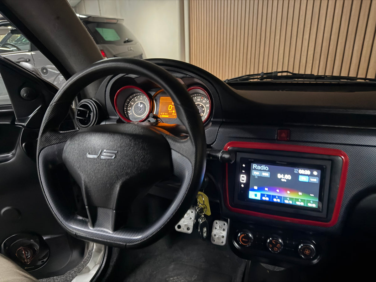 Ligier JS50L (Long) Sport | leiser DCI motor | Rückfahrkamera | 45 km/h | Innerhalb 250 KM Kostenlose Lieferung | Mopedauto | Leichtmobile