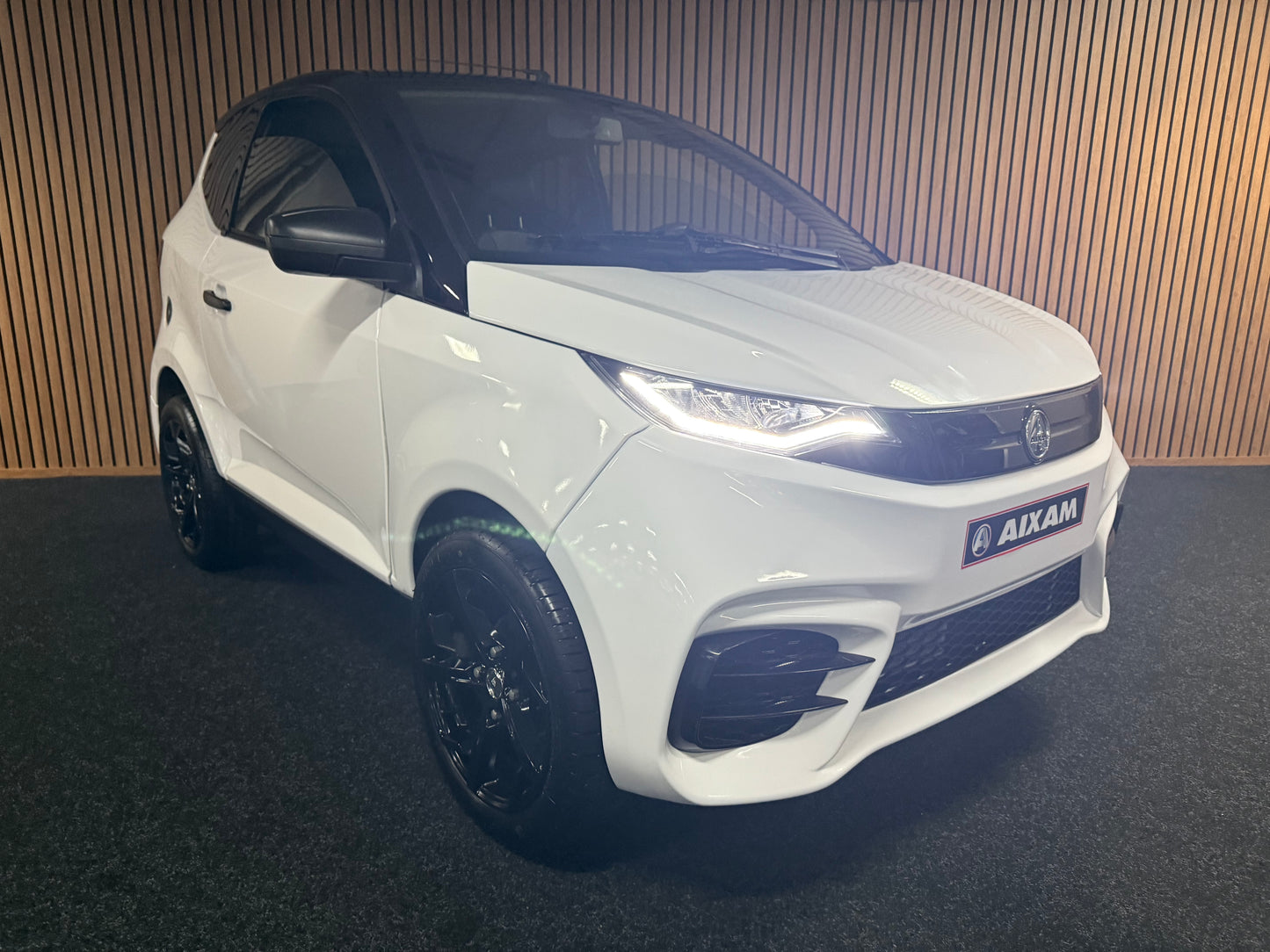 Aixam City Sport 2025 | 8 PS Kubota Motor | Rückfahrkamera | FULL LED | 45 km/h | Innerhalb 250 KM Kostenlose Lieferung | Mopedauto | Leichtmobile