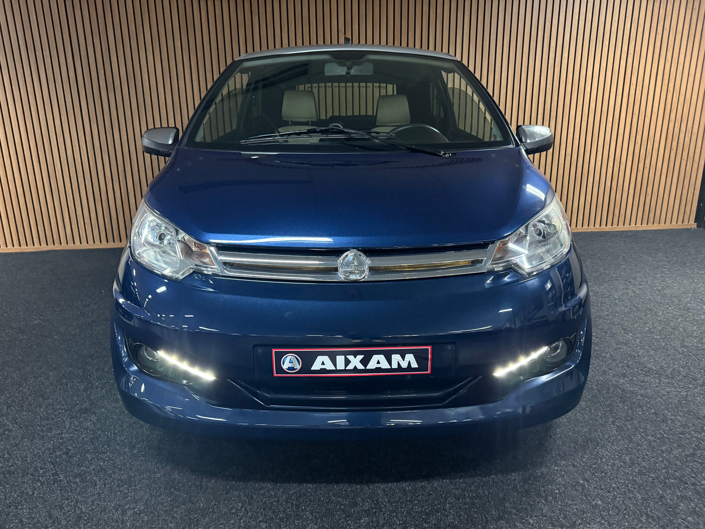 Aixam City Sensation Chrome Pack | 45 km/h | Innerhalb 250 KM Kostenlose Lieferung | Mopedauto | Leichtmobile