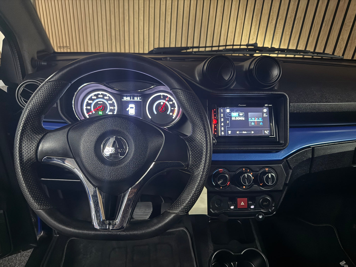 Aixam Crossover XXL | 8 PS Kubota Motor | Rückfahrkamera | 45 km/h | Innerhalb 250 KM Kostenlose Lieferung | Mopedauto | Leichtmobile