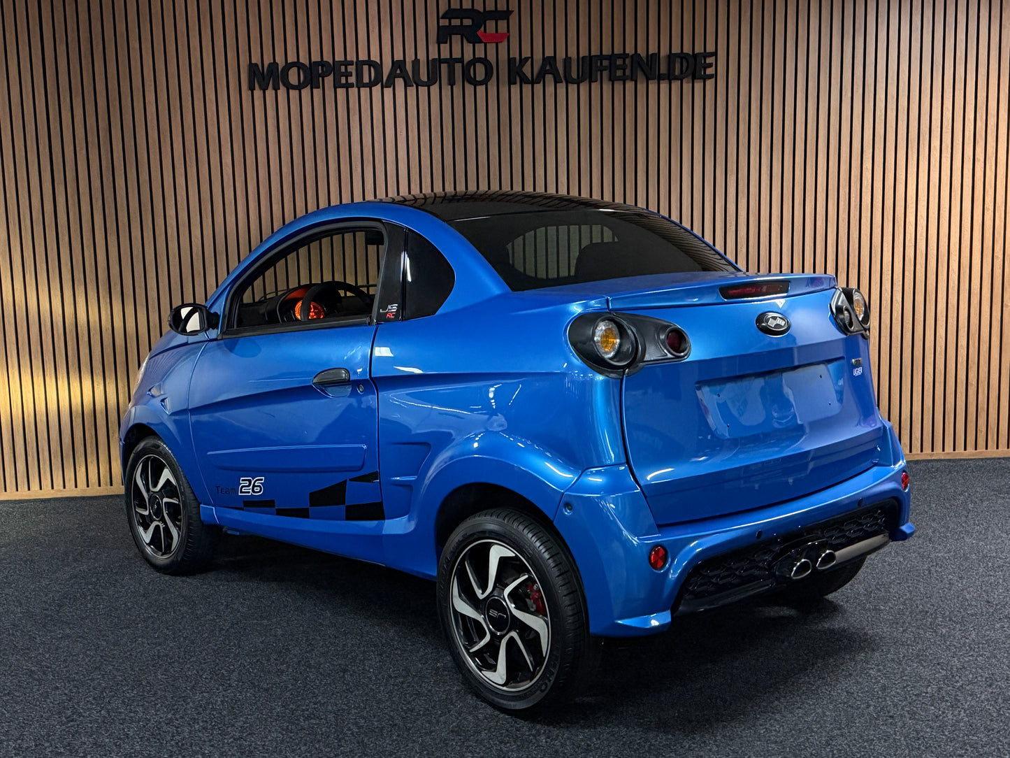 Ligier JSRC Coupe Sport | 8 PS leiser DCI Motor | Rückfahrkamera | 45 km/h | Rückfahrkamera | Innerhalb 250 KM Kostenlose Lieferung | Mopedauto | Leichtmobile