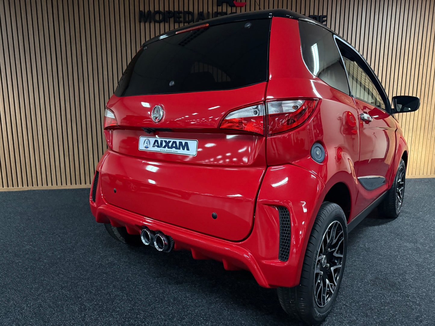 Aixam City Sport Chrome Pack | 8 PS Kubota Motor | Rückfahrkamera | 45 km/h | Innerhalb 250 KM Kostenlose Lieferung | Mopedauto | Leichtmobile