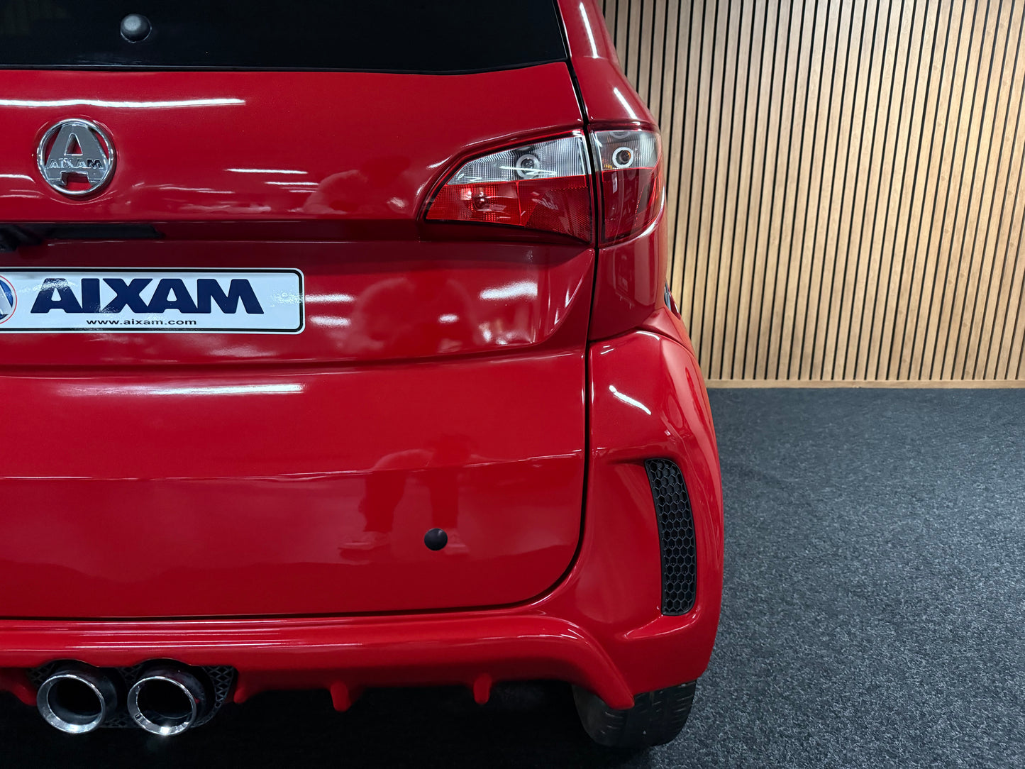 Aixam City Sport Chrome Pack | 8 PS Kubota Motor | Rückfahrkamera | 45 km/h | Innerhalb 250 KM Kostenlose Lieferung | Mopedauto | Leichtmobile