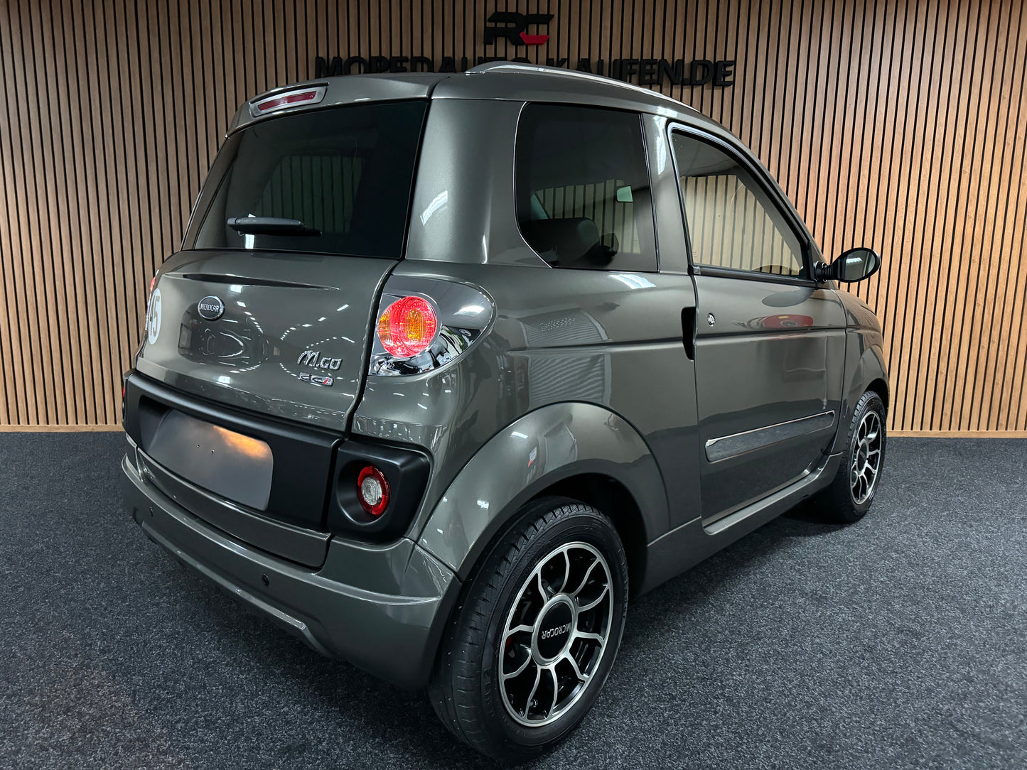 Microcar Mgo XL | Airbag | leiser DCI Motor | 45 km/h | Innerhalb 250 KM Kostenlose Lieferung | Mopedauto | Leichtmobile