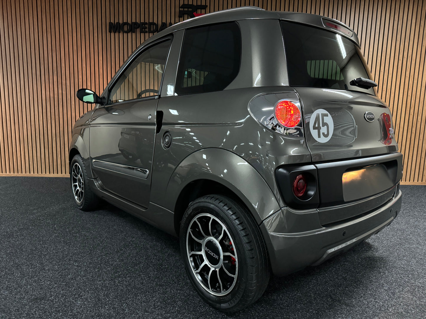 Microcar Mgo XL | Airbag | leiser DCI Motor | 45 km/h | Innerhalb 250 KM Kostenlose Lieferung | Mopedauto | Leichtmobile