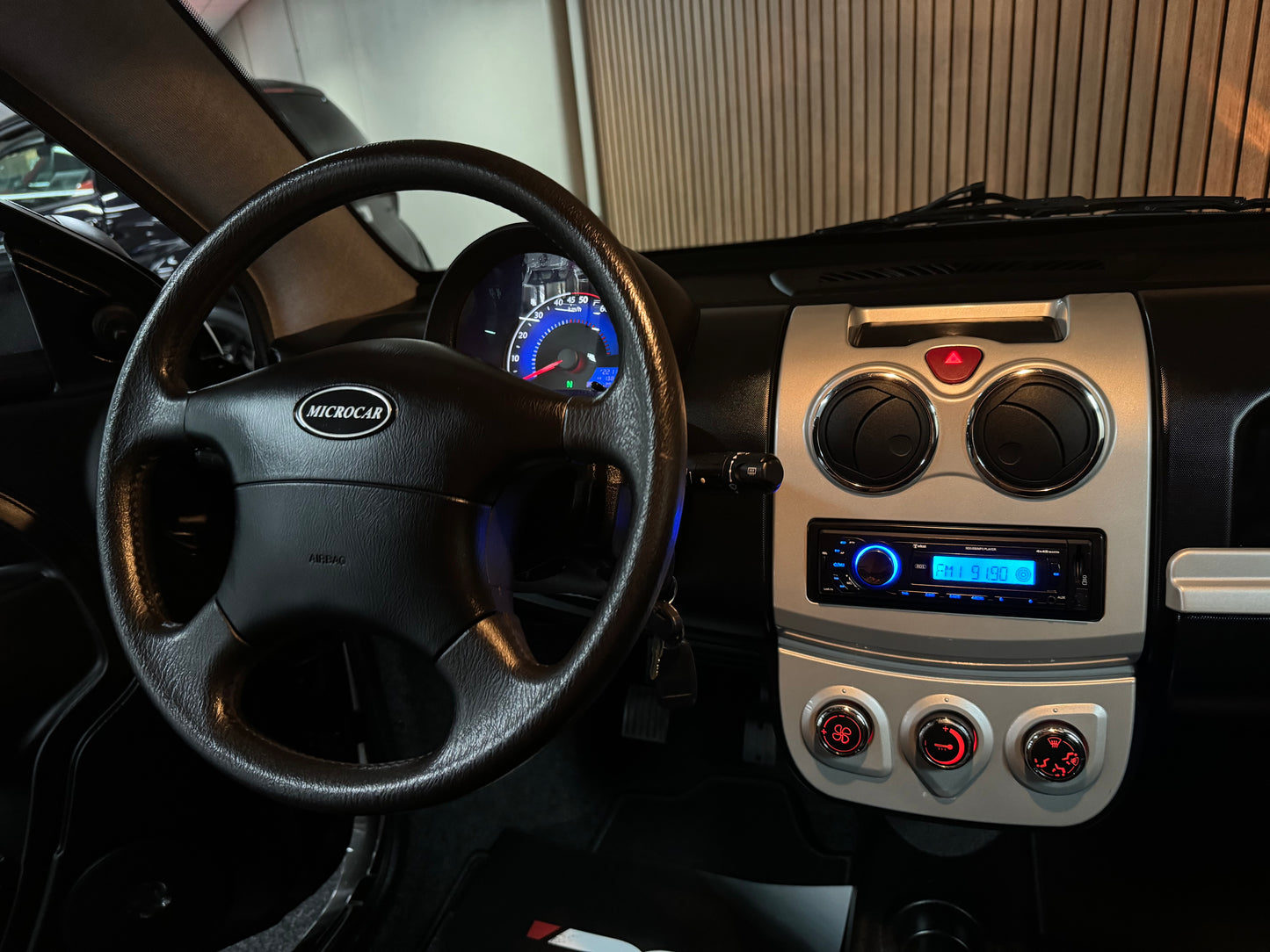 Microcar Mgo XL | Airbag | leiser DCI Motor | 45 km/h | Innerhalb 250 KM Kostenlose Lieferung | Mopedauto | Leichtmobile