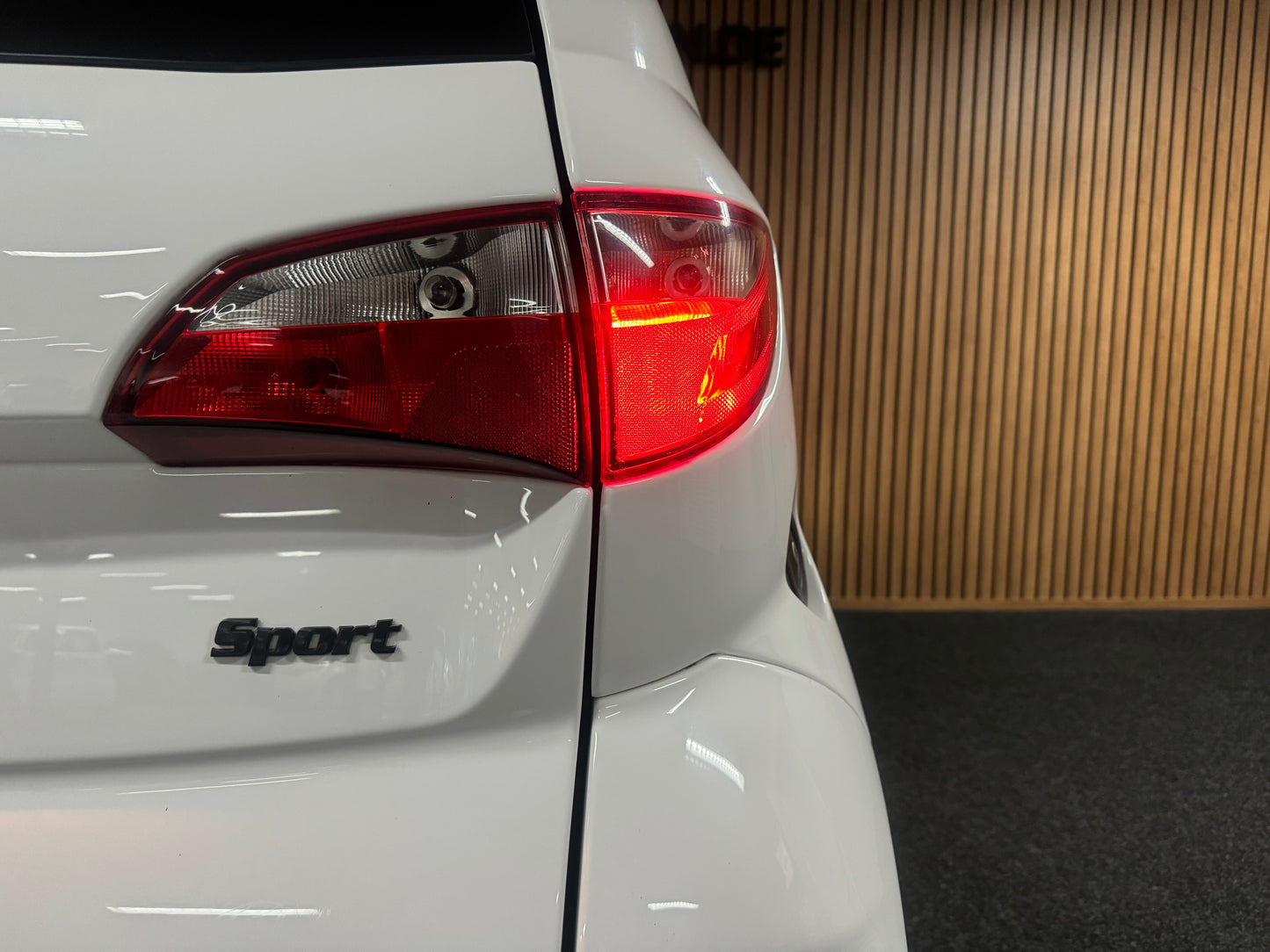 Aixam Coupé Premium Sport | 8 PS Kubota Motor | 45 km/h | Rückfahrkamera | Innerhalb 250 KM Kostenlose Lieferung | Mopedauto | Leichtmobile