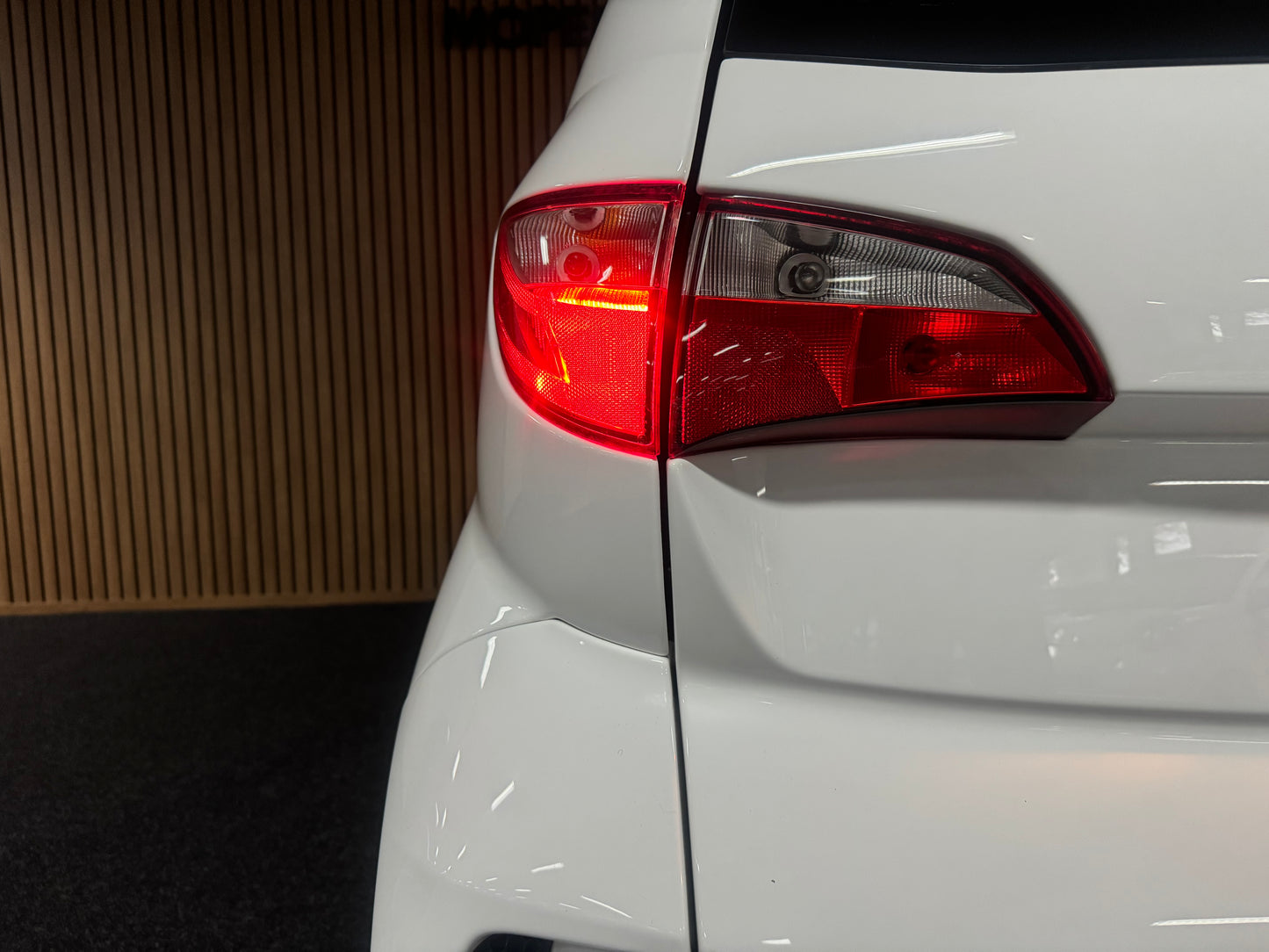 Aixam Coupé Premium Sport | 8 PS Kubota Motor | 45 km/h | Rückfahrkamera | Innerhalb 250 KM Kostenlose Lieferung | Mopedauto | Leichtmobile