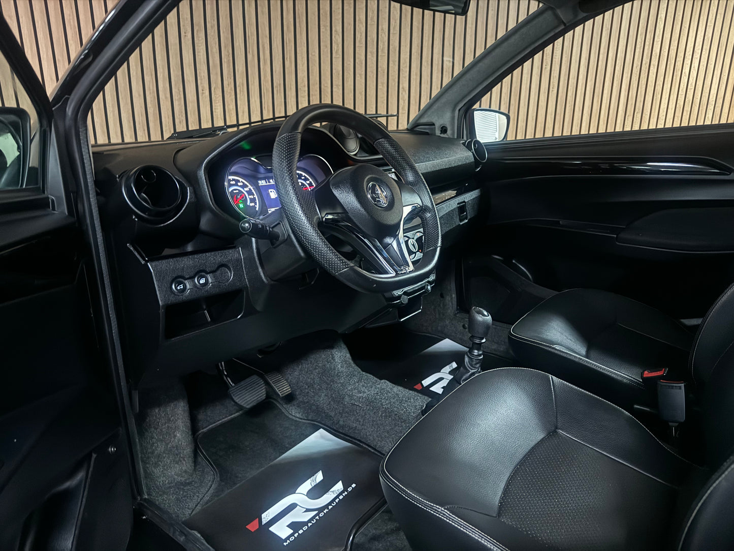 Aixam Coupé Premium Sport | 8 PS Kubota Motor | 45 km/h | Rückfahrkamera | Innerhalb 250 KM Kostenlose Lieferung | Mopedauto | Leichtmobile