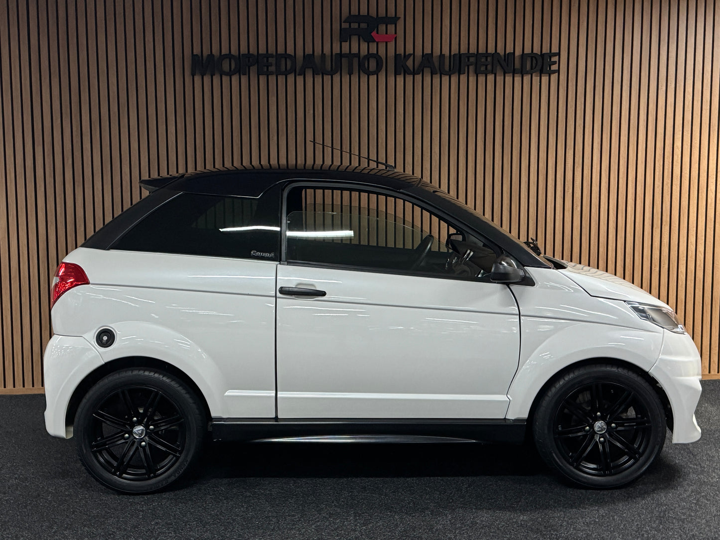 Aixam Coupe GTI Sport / Rückfahrkamera / Parkhilfe / Leder | 8 PS Kubota Motor | 45 km/h | Innerhalb 250 KM Kostenlose Lieferung | Mopedauto | Leichtmobile