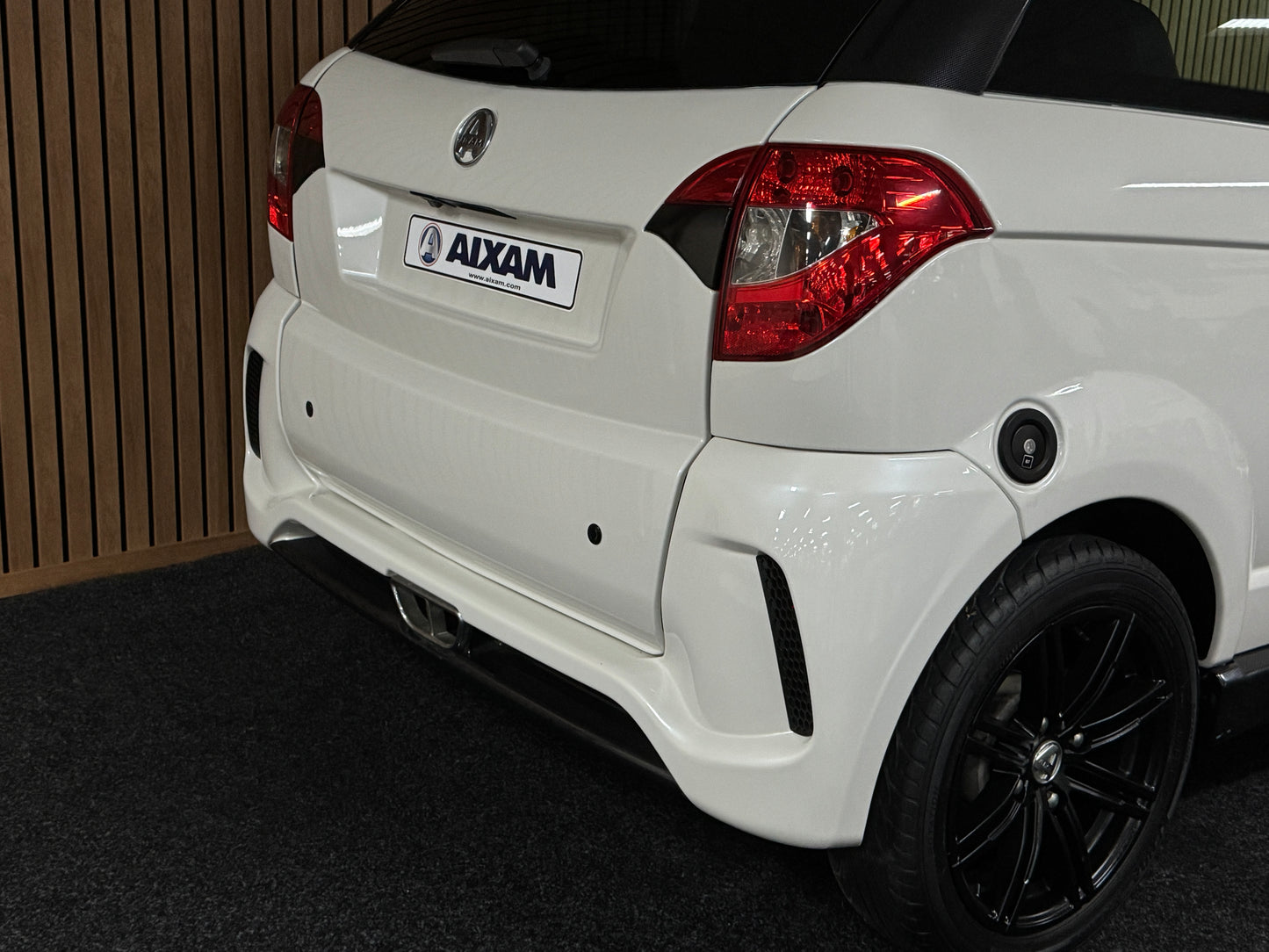 Aixam Coupe GTI Sport / Rückfahrkamera / Parkhilfe / Leder | 8 PS Kubota Motor | 45 km/h | Innerhalb 250 KM Kostenlose Lieferung | Mopedauto | Leichtmobile