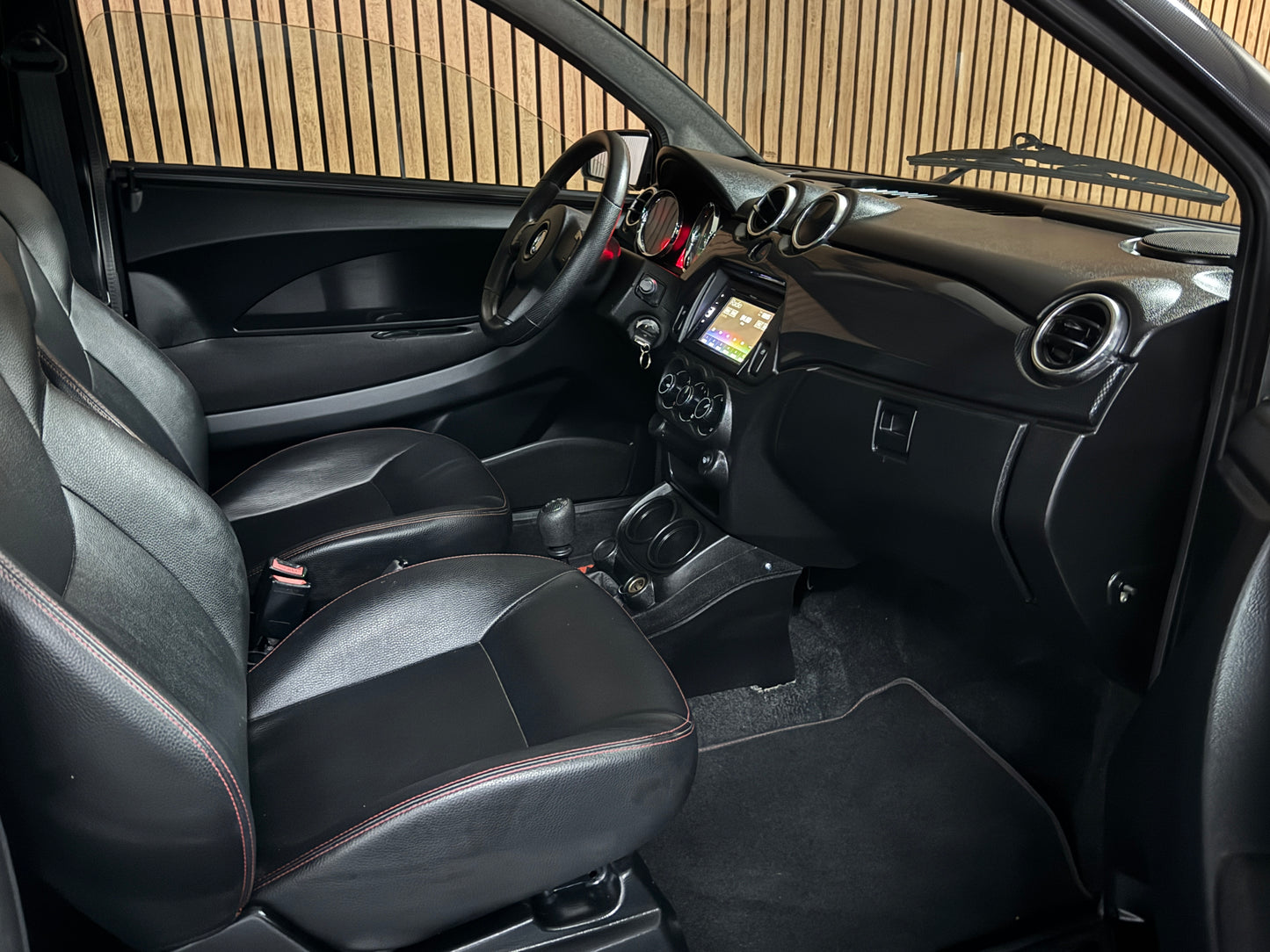 Aixam Coupe GTI Sport / Rückfahrkamera / Parkhilfe / Leder | 8 PS Kubota Motor | 45 km/h | Innerhalb 250 KM Kostenlose Lieferung | Mopedauto | Leichtmobile