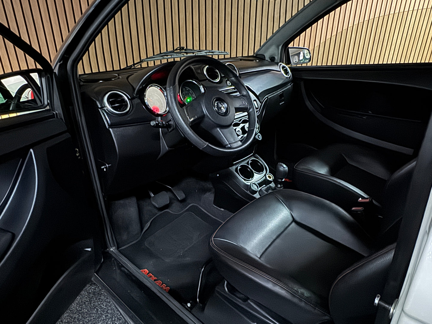 Aixam Coupe GTI Sport / Rückfahrkamera / Parkhilfe / Leder | 8 PS Kubota Motor | 45 km/h | Innerhalb 250 KM Kostenlose Lieferung | Mopedauto | Leichtmobile