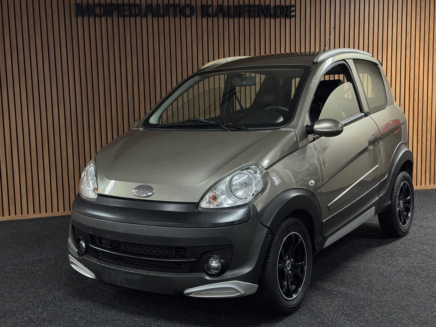 Microcar M.Go Highland X AIRBAG | leiser DCI Motor | 45 km/h | Innerhalb 250 KM Kostenlose Lieferung | Mopedauto | Leichtmobile