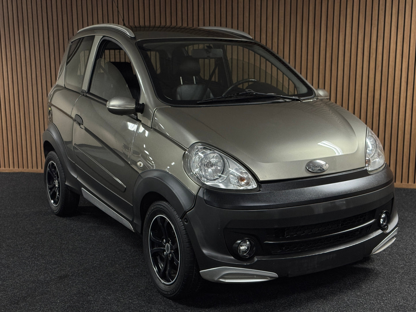 Microcar M.Go Highland X AIRBAG | leiser DCI Motor | 45 km/h | Innerhalb 250 KM Kostenlose Lieferung | Mopedauto | Leichtmobile