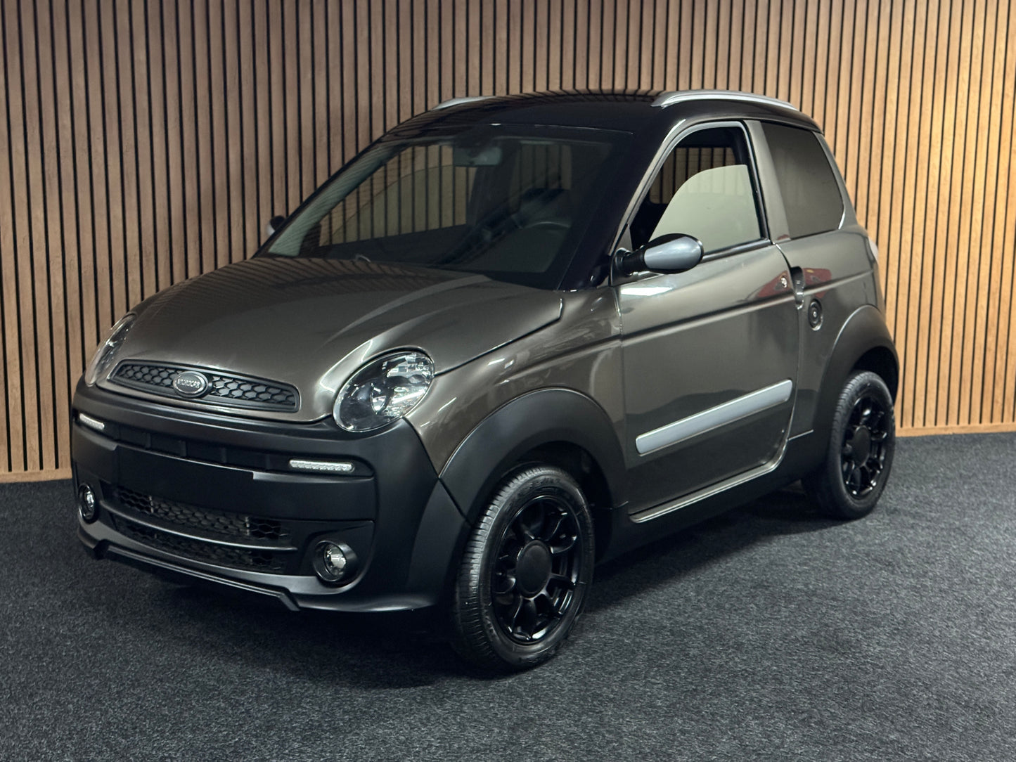 Microcar M.Go Highland X 8 PS DCI Motor | 45 km/h | Innerhalb 250 KM Kostenlose Lieferung | Mopedauto | Leichtmobile