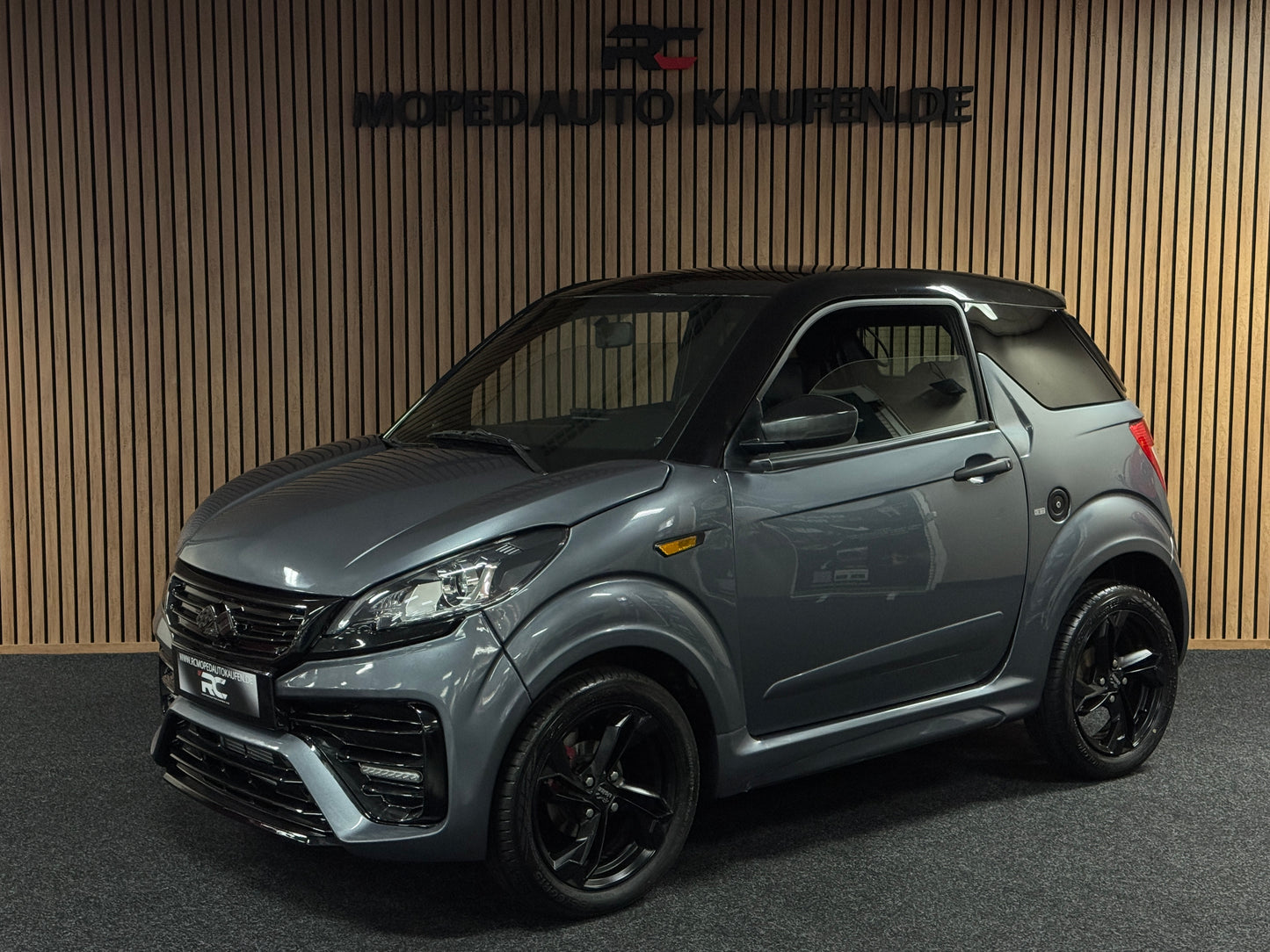 Ligier JS50 JS66 Sport Facelift Tablet ! | Servolenkung Apple Car / | 8 PS leiser DCI Motor | 45 km/h | Rückfahrkamera | Innerhalb 250 KM Kostenlose Lieferung | Mopedauto | Leichtmobile