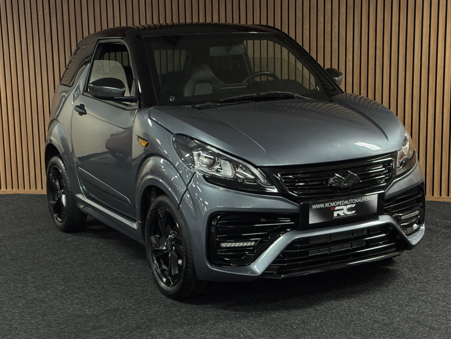Ligier JS50 JS66 Sport Facelift Tablet ! | Servolenkung Apple Car / | 8 PS leiser DCI Motor | 45 km/h | Rückfahrkamera | Innerhalb 250 KM Kostenlose Lieferung | Mopedauto | Leichtmobile