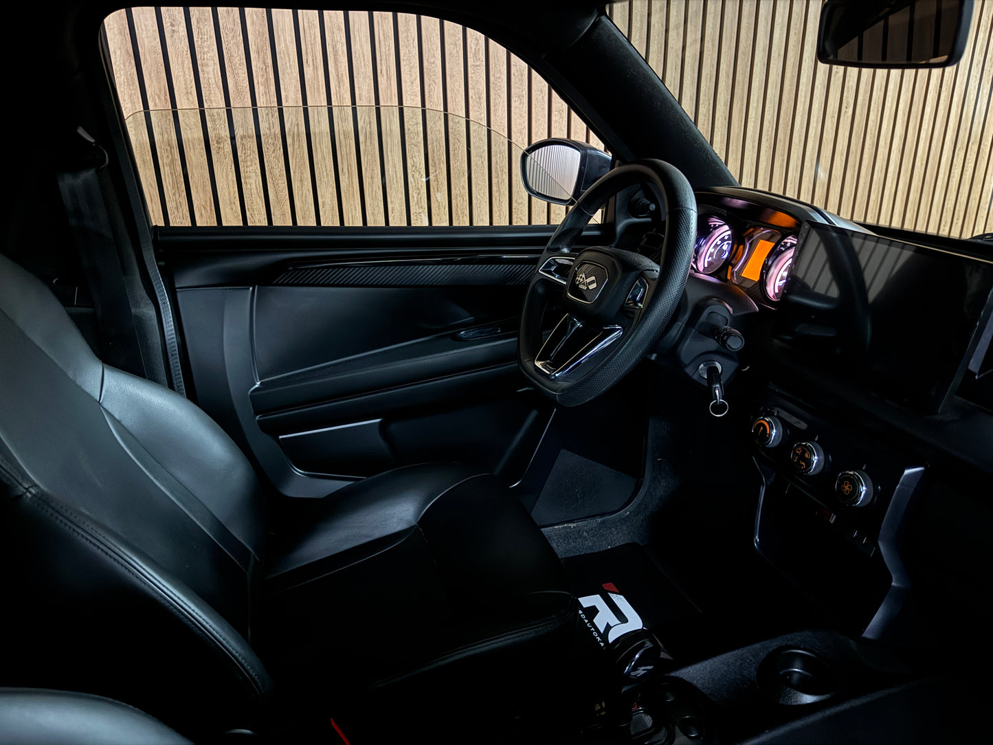 Ligier JS50 JS66 Sport Facelift Tablet ! | Servolenkung Apple Car / | 8 PS leiser DCI Motor | 45 km/h | Rückfahrkamera | Innerhalb 250 KM Kostenlose Lieferung | Mopedauto | Leichtmobile