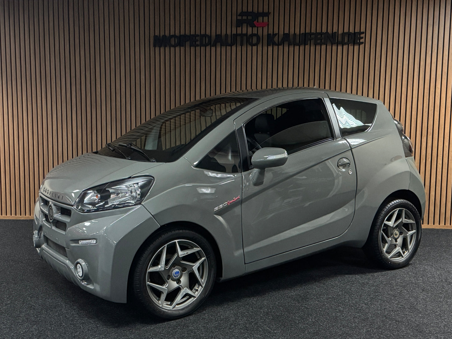 Casalini M20 550 GRANSPORT NARDO GRAU | KLIMA /Garmin Navi / Multimedia / RFK | 8 PS leiser DCI Motor | 45 km/h | Rückfahrkamera | Innerhalb 250 KM Kostenlose Lieferung | Mopedauto | Leichtmobile