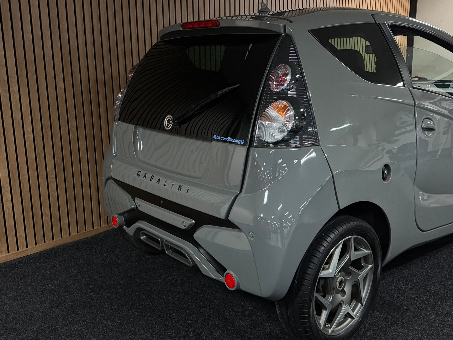 Casalini M20 550 GRANSPORT NARDO GRAU | KLIMA /Garmin Navi / Multimedia / RFK | 8 PS leiser DCI Motor | 45 km/h | Rückfahrkamera | Innerhalb 250 KM Kostenlose Lieferung | Mopedauto | Leichtmobile