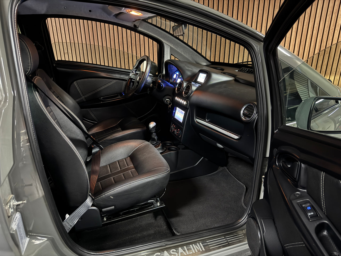 Casalini M20 550 GRANSPORT NARDO GRAU | KLIMA /Garmin Navi / Multimedia / RFK | 8 PS leiser DCI Motor | 45 km/h | Rückfahrkamera | Innerhalb 250 KM Kostenlose Lieferung | Mopedauto | Leichtmobile