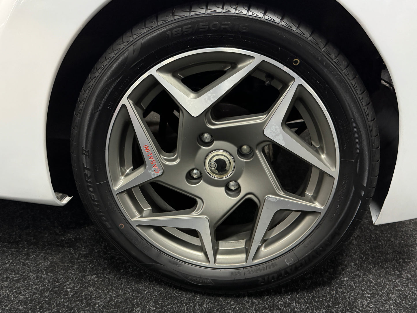 Casalini M20 GRAN TURISMO SPORT / mit roten Sportgurten / Multimedia / RFK | 8 PS leiser DCI Motor | 45 km/h | Rückfahrkamera | Innerhalb 250 KM Kostenlose Lieferung | Mopedauto | Leichtmobile