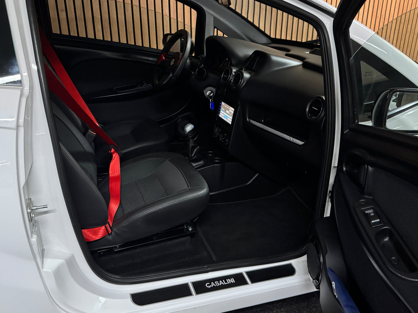 Casalini M20 GRAN TURISMO SPORT / mit roten Sportgurten / Multimedia / RFK | 8 PS leiser DCI Motor | 45 km/h | Rückfahrkamera | Innerhalb 250 KM Kostenlose Lieferung | Mopedauto | Leichtmobile
