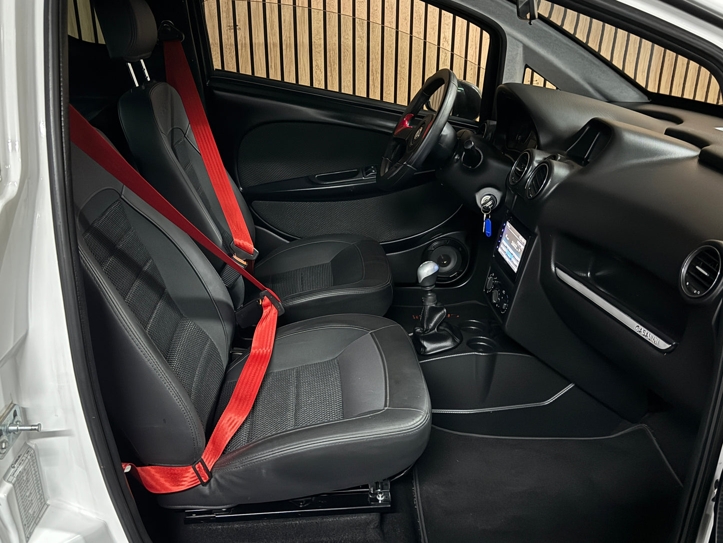 Casalini M20 GRAN TURISMO SPORT / mit roten Sportgurten / Multimedia / RFK | 8 PS leiser DCI Motor | 45 km/h | Rückfahrkamera | Innerhalb 250 KM Kostenlose Lieferung | Mopedauto | Leichtmobile